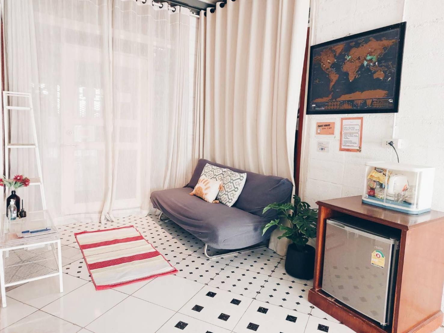 The Warehouse - Ayutthaya Apartment Bagian luar foto